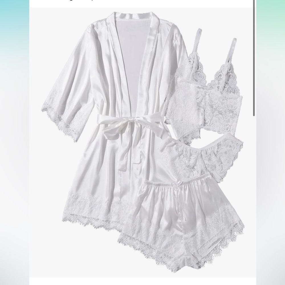 White Lace 4-Pcs Sleepwear Set